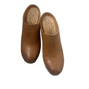 Kork Ease Demi Il Brown Leather Studded Clogs Women Size 9M-Awesome condition!